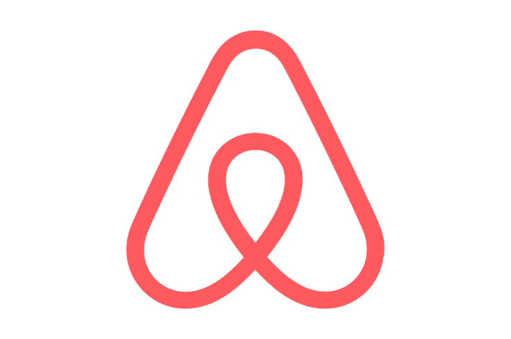 Intégration de plateformes OTA pour synchroniser les réservations d’hôtel sur Booking, Expedia et Airbnb.