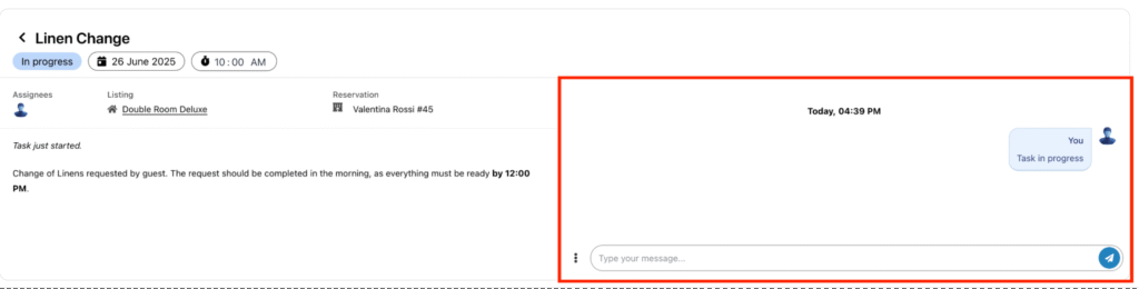 Fenêtre de chat intégrée pour la
communication entre membres d’équipe,
montrant des bulles de messages et des
avatars d’utilisateurs.